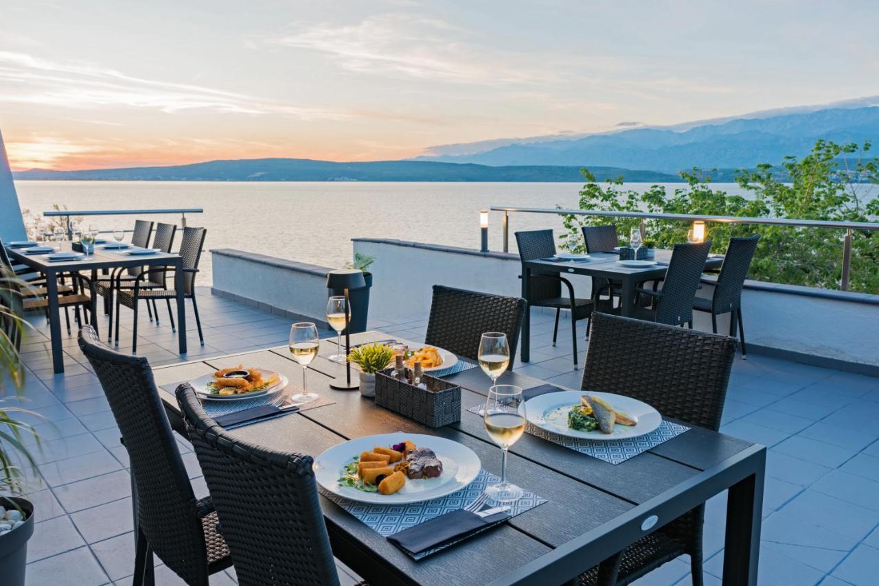 Hotel Rooms Roccia Novigrad  ภายนอก รูปภาพ