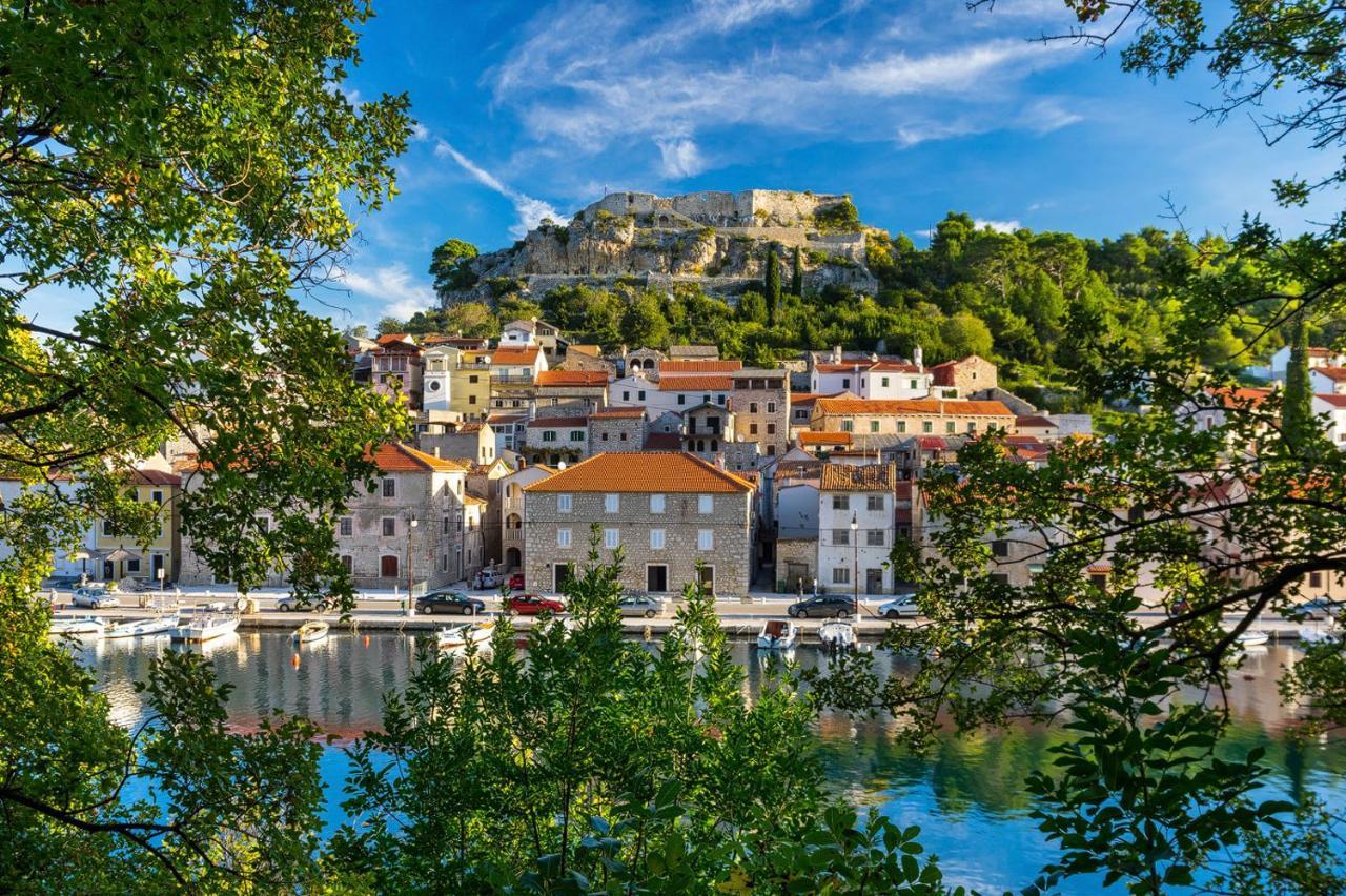 Hotel Rooms Roccia Novigrad  ภายนอก รูปภาพ
