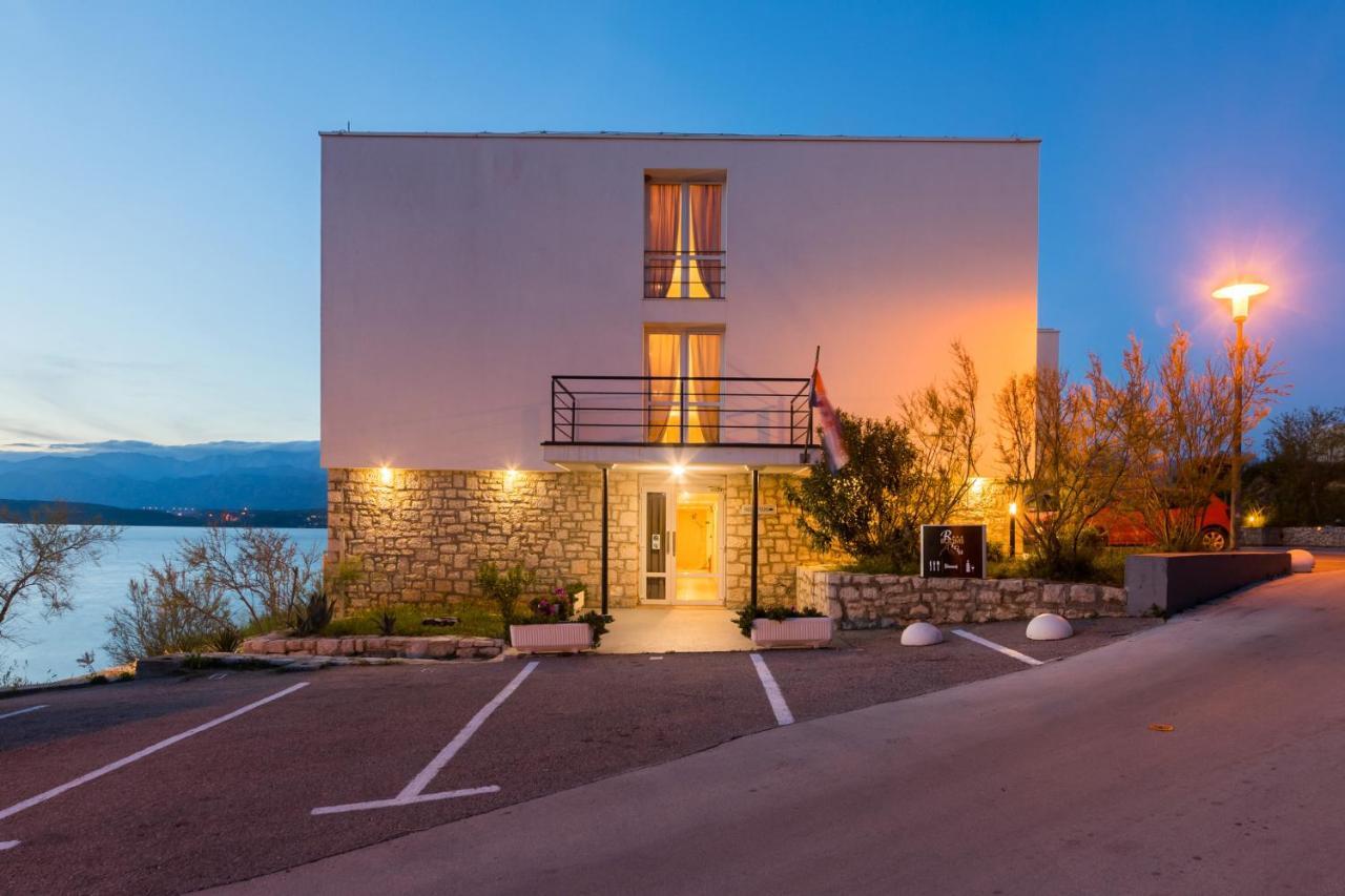 Hotel Rooms Roccia Novigrad  ภายนอก รูปภาพ