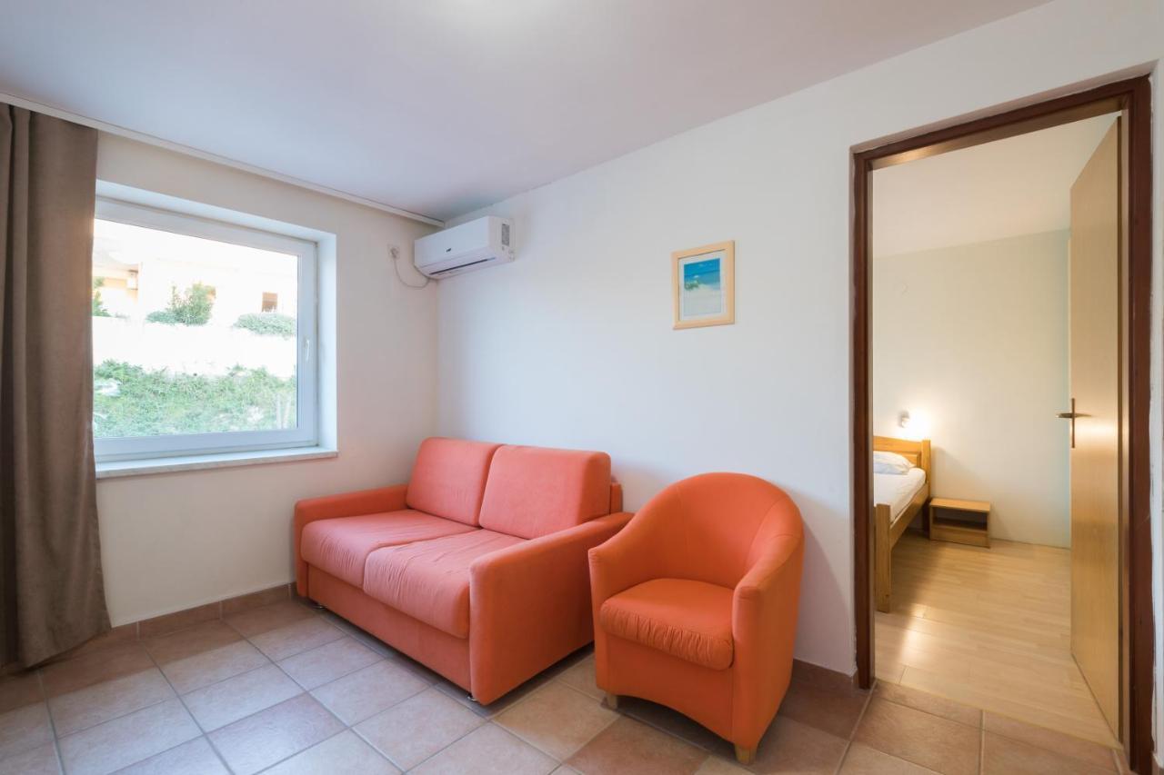 Hotel Rooms Roccia Novigrad  ภายนอก รูปภาพ