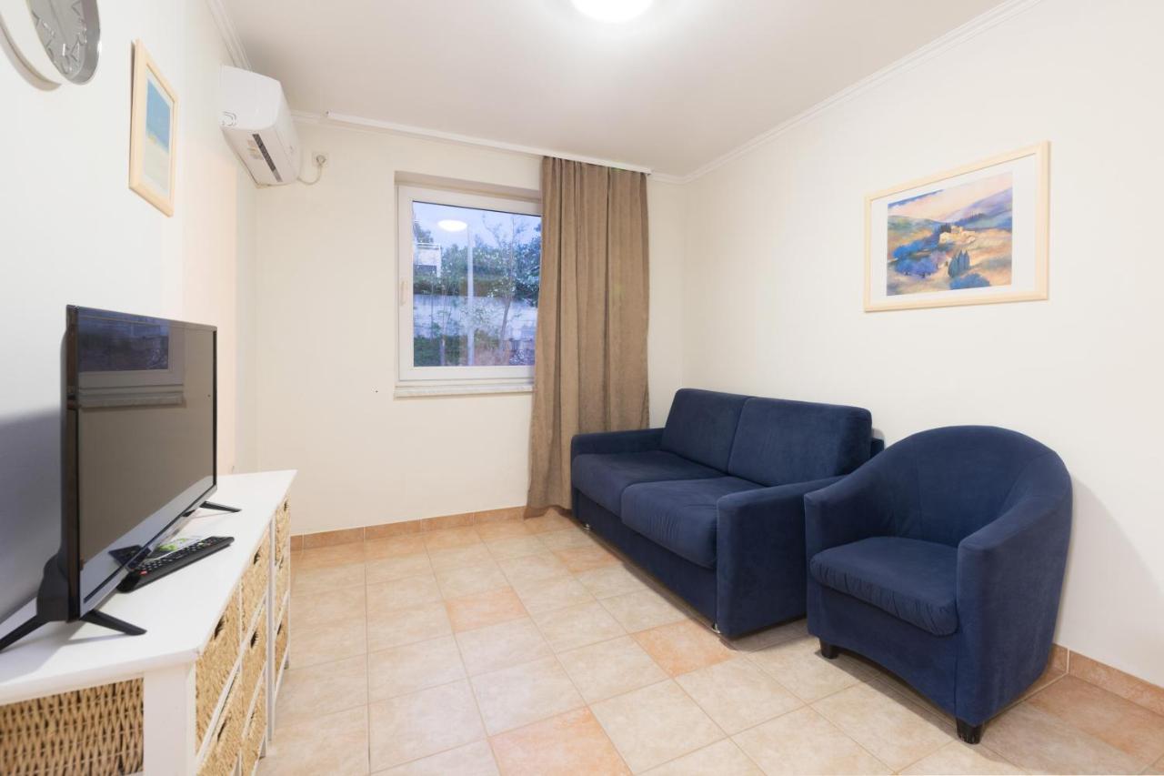 Hotel Rooms Roccia Novigrad  ภายนอก รูปภาพ