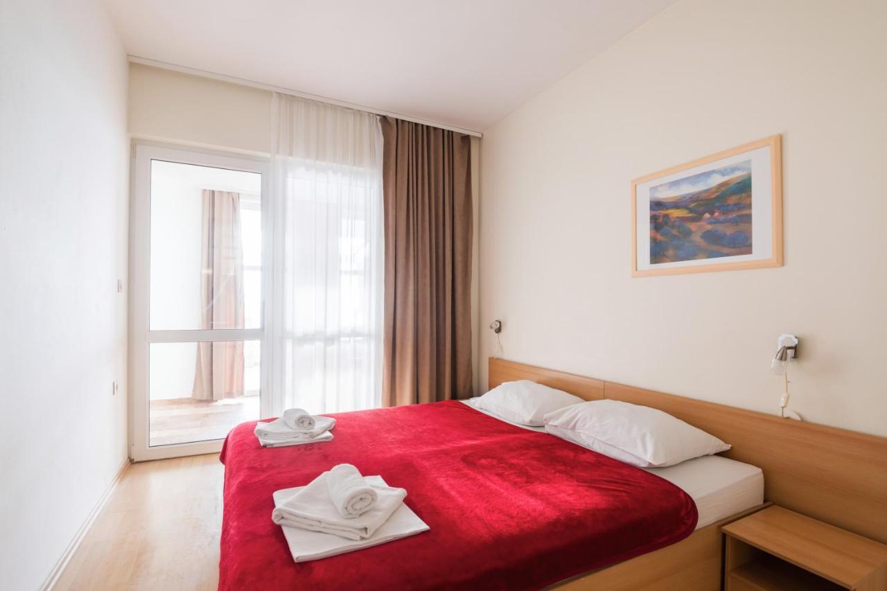 Hotel Rooms Roccia Novigrad  ภายนอก รูปภาพ